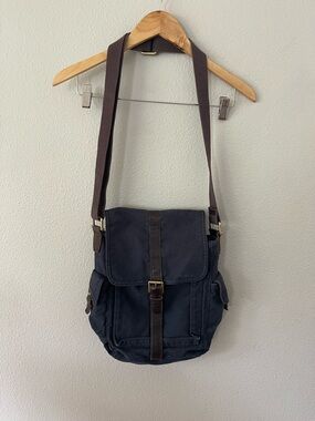 Fossil Canvas Navy Blue/Brown Messenger Carrier Commuter Bag Crossbody